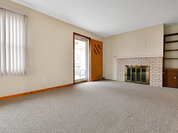 5th image of 5344 Conklin Dr