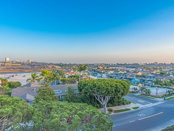 3rd image of 1130 Santiago Dr