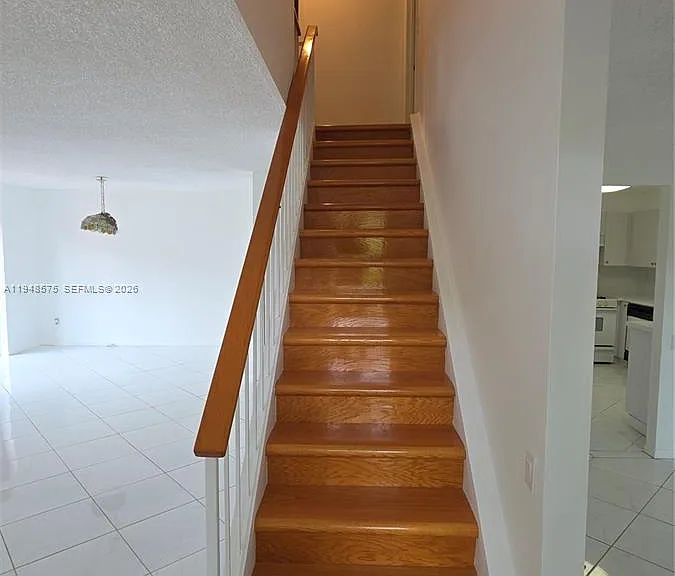 7124 SW 114th Pl #A — Photo 4