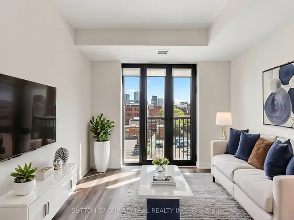 123 Portland St #409, Toronto, ON M5V 0V9