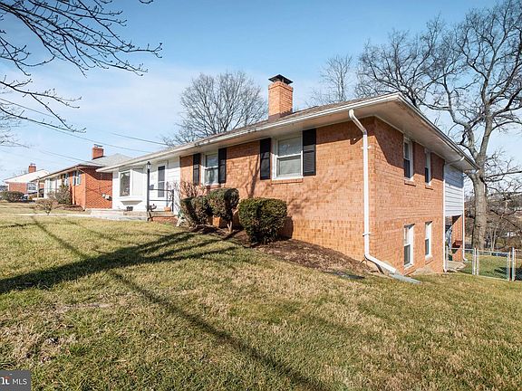 4th image of 3424 Stonehall Dr