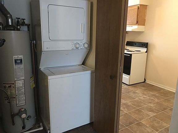 4th image of 109 N Williams St APT 4
