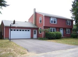 8 Ben Rich Dr, Somersworth, NH 03878