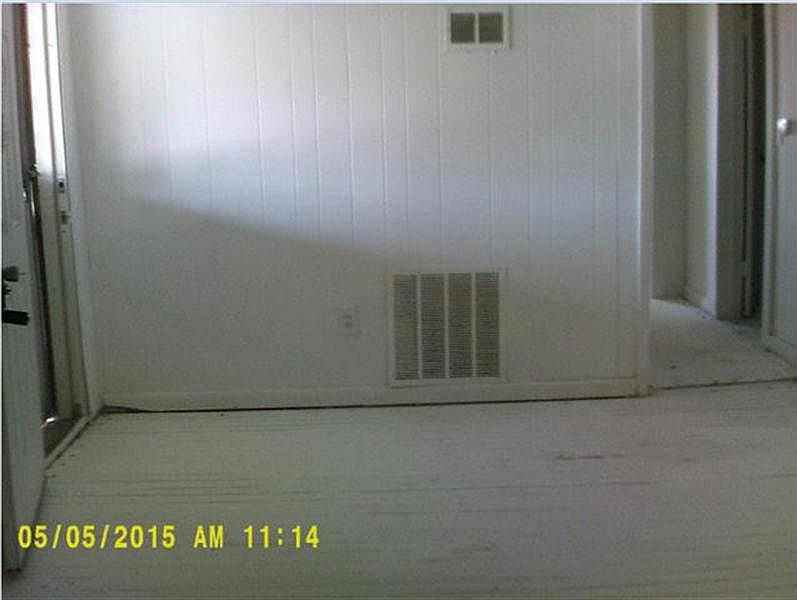 2nd image of 208 Smith Ave