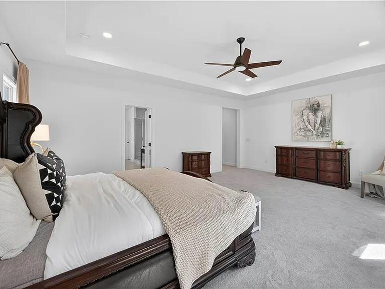 512 Cedar Crest Cir — Photo 26