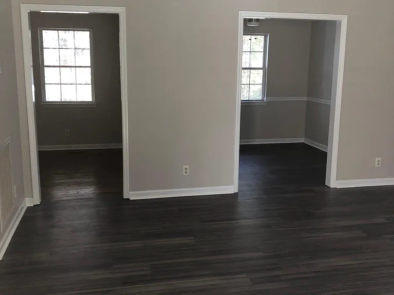 1128 Woodsage Dr — Photo 7