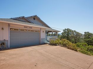 18994 Deer Hill Rd, Hidden Valley Lake, CA 95467