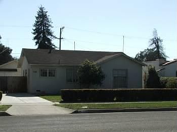 2nd image of 736 E Cypress St