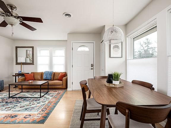 5th image of 425 Cochlin St