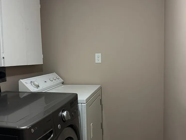 9370 Aire Ct — Photo 2