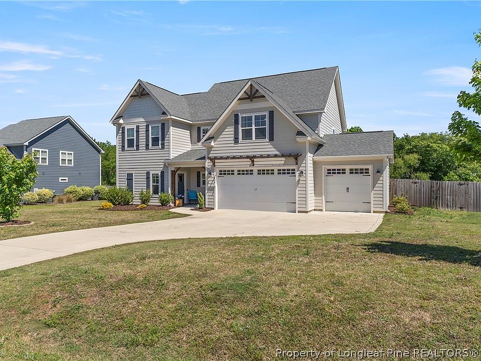 1st image of 808 Warwick Ln