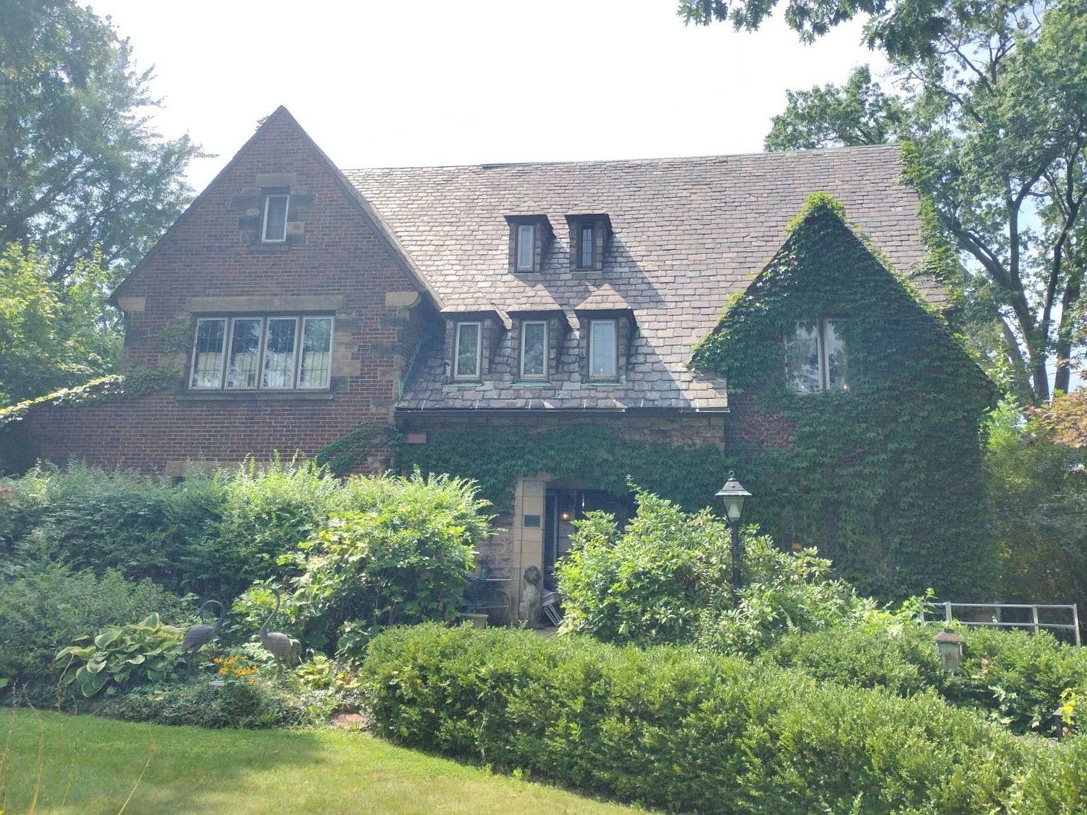 2260 5th Ave, Youngstown, OH 44504 Zillow