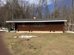 150 Camelback Rd, Tannersville, PA 18372