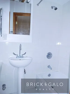 Rented by BRICK & GALO REALTY CORP | media 30