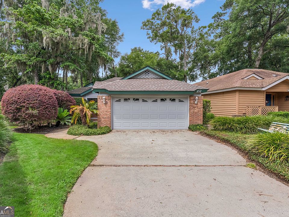 1st image of 22 Bay Tree Ct W