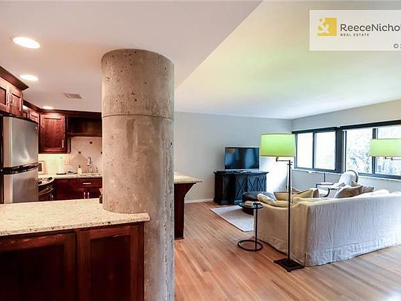 4th image of 803 W 48th St #2B