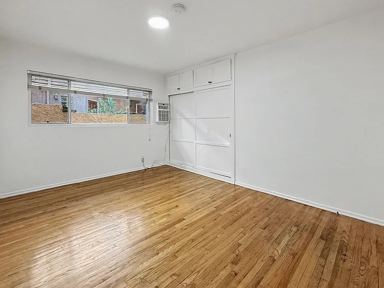 328 Doheny Properties LLC — Photo 11