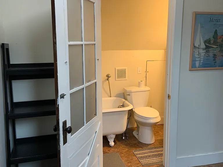 328 Grand Ave #2 — Photo 4
