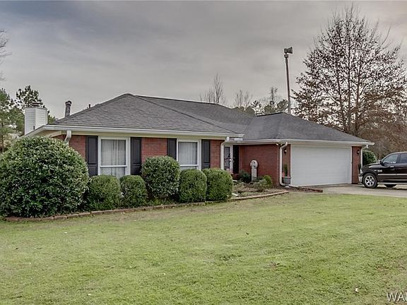 2nd image of 6389 Woodland Forrest Dr