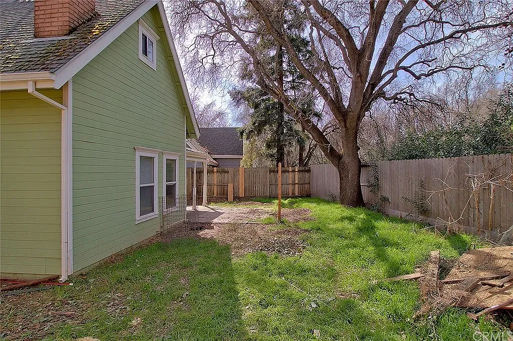 4 bed, 1758 sqft, $2,975 — Photo 2