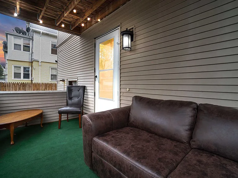 367 W Preston St #1 — Photo 13