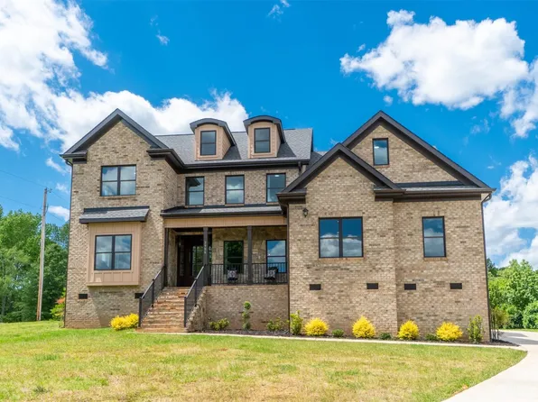 2906 Harrington Pl, Waxhaw, NC 28173