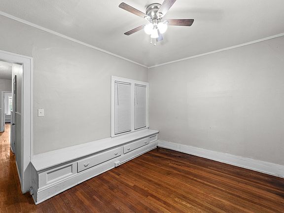 4th image of 17001 Madison Ave #2