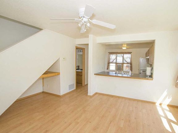 5th image of 2030 W Kent Ave