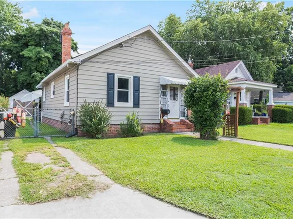 215 E Sewell Ave, Hampton, VA 23663