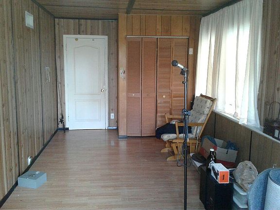 3rd image of 1440 5th Ave