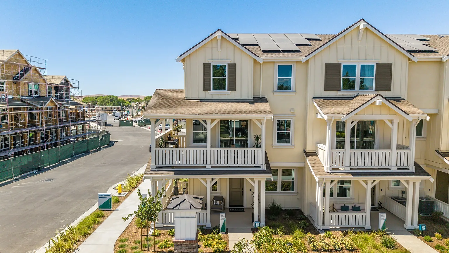 4707 Marengo Cmn photo 1