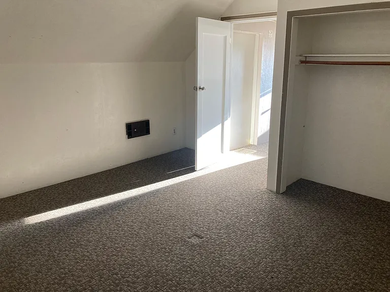 Upstairs bedroom