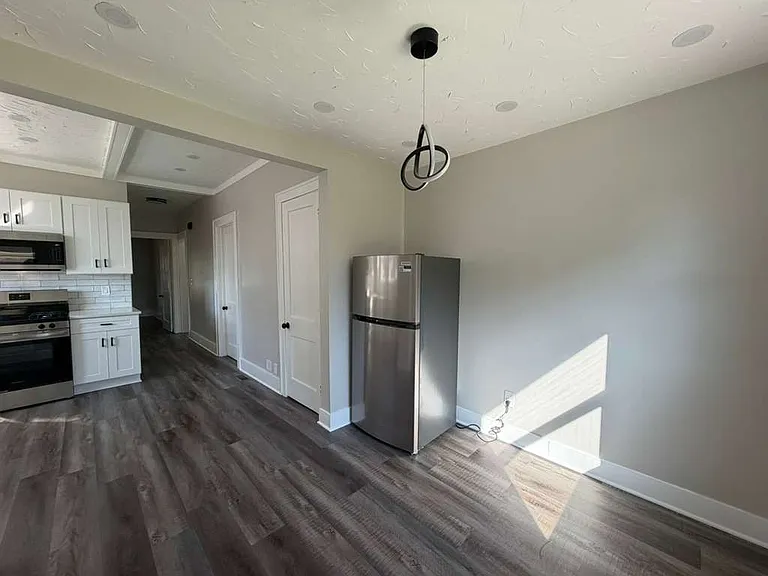 1700 E 290th St #1 — Photo 14