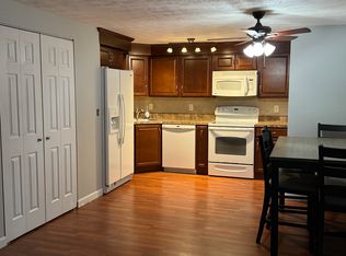 25 Ernest Ave APT 10, Exeter, NH 03833