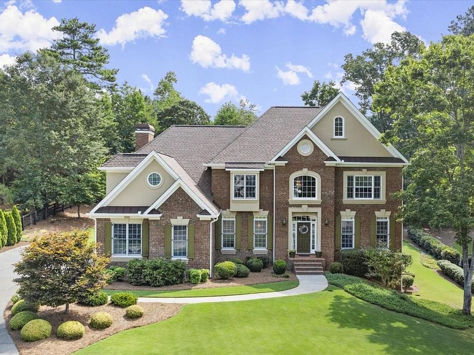 1st image of 335 Oakhurst Leaf Dr