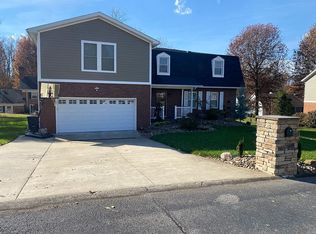 5 Stratford Way, Huntington, WV 25705