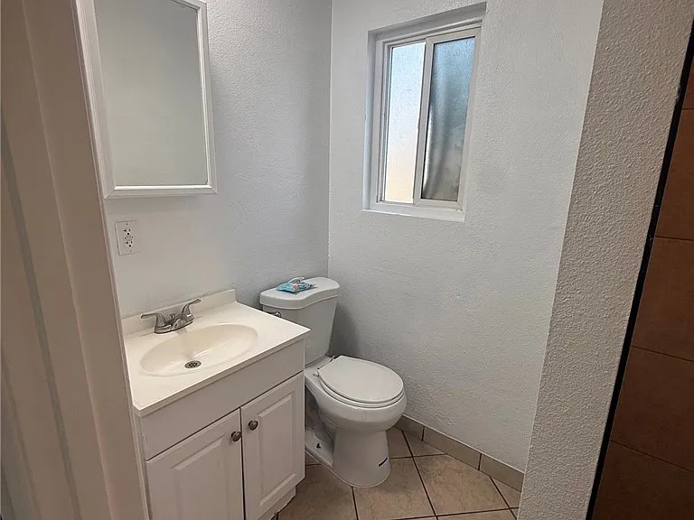 174 W Magnolia Ave — Photo 24