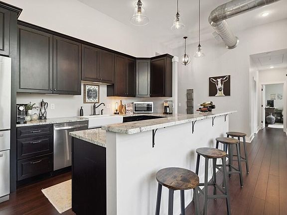 4th image of 2214 S State St #203