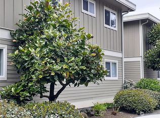 7813 218th St SW APT 52, Edmonds, WA 98026