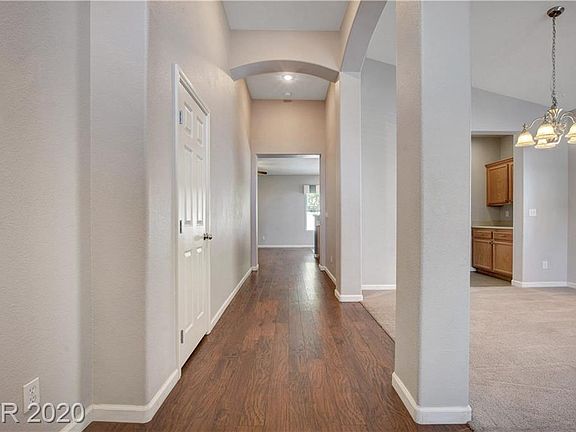 5th image of 620 Barite Canyon Dr
