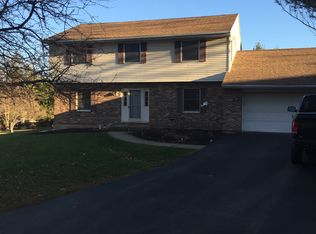 121 Brookhill Rd, Sugarloaf, PA 18249