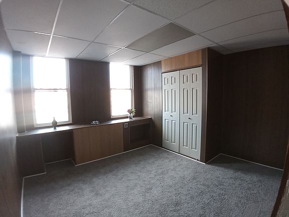 4th image of 1618 Church St
