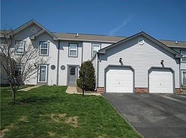 1st image of 779 Sunset Cir