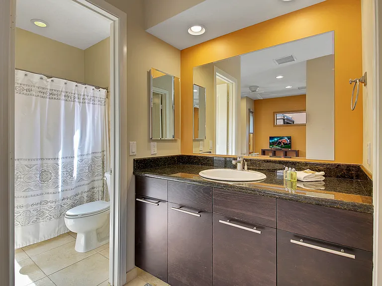 52883 Eisenhower Dr — Photo 37