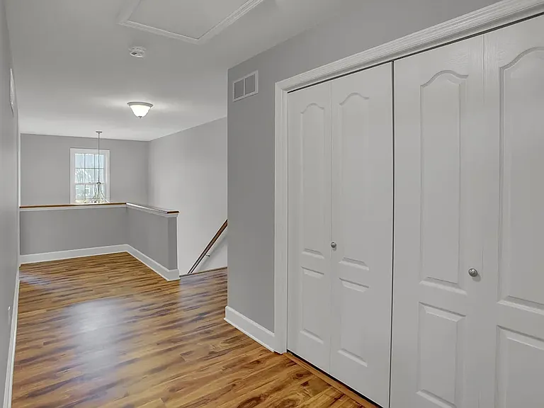 20 Lismore Pl — Photo 13