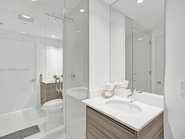 121 NE 34th St #2705 — Photo 21