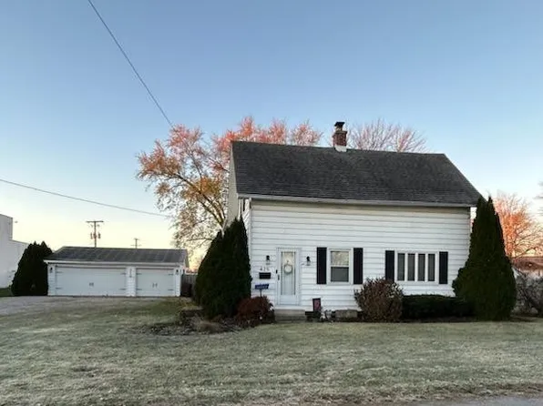 425 Oak Ave, Findlay, OH 45840