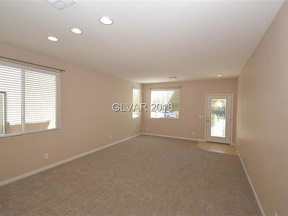 3rd image of 416 Bright Moon Ave
