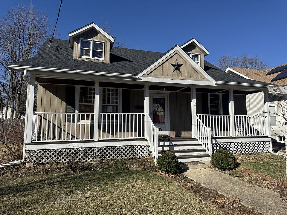 1st image of 337 W 3rd St