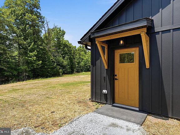 4th image of 22218 Countryside Ln